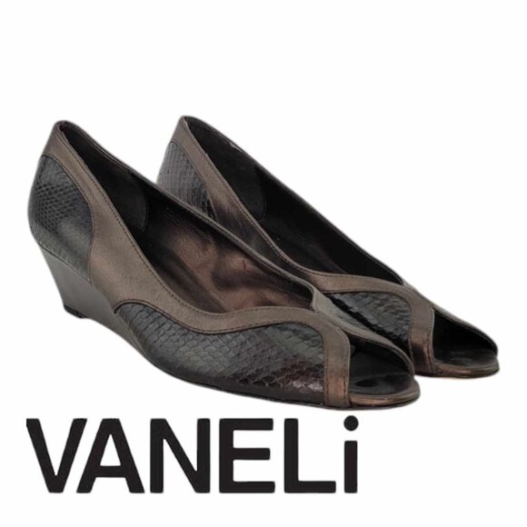 VANELi Snakeskin Embossed Wedge Peep Toe Heel Sz 8 - Picture 1 of 10